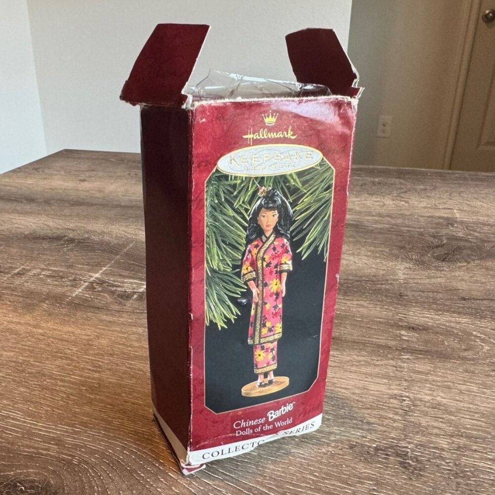 Vintage 1997 Hallmark Keepsake Barbie Dolls of World Chinese Christmas Ornament.